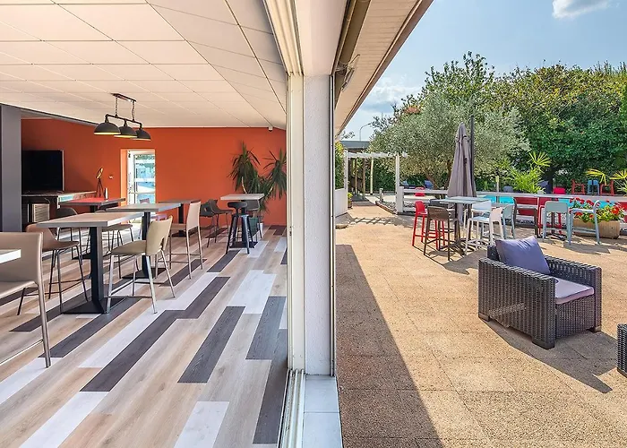 Carré Pau Airport Hôtel