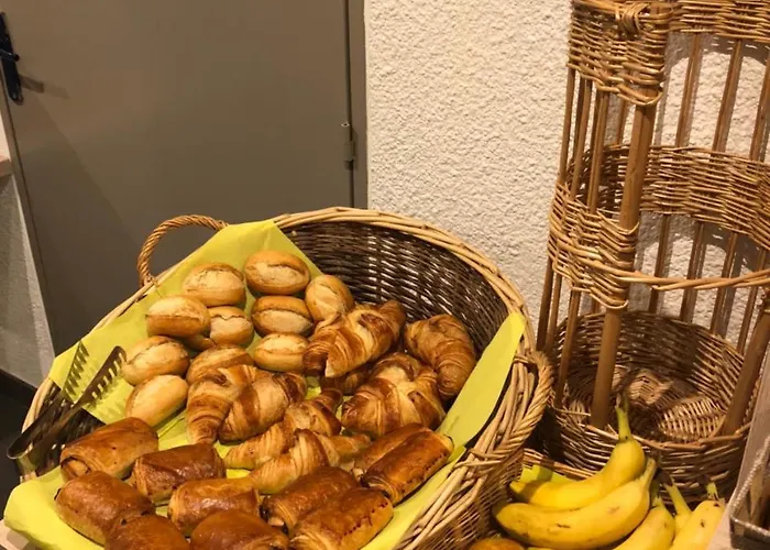 Hôtel du stade ex Kyriad Direct Lille Est Stade Pierre Mauroy