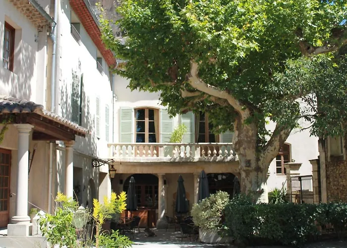 Le Manoir