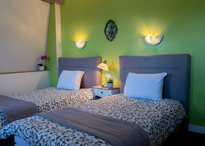 Hotel Henri IV
