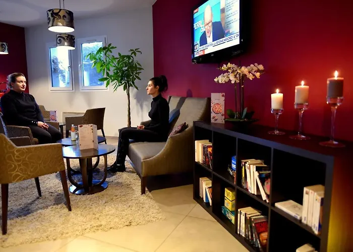 Hôtel Inn Design Chambéry - La Ravoire