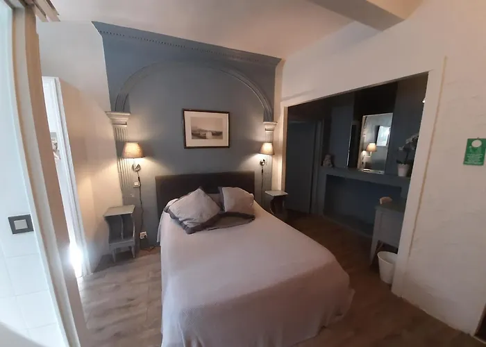Hôtel Saint-Florent, à 2 pas du Théatre Antique d'Orange